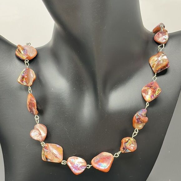 Stunning iridescent stones necklace - Picture 2 of 2